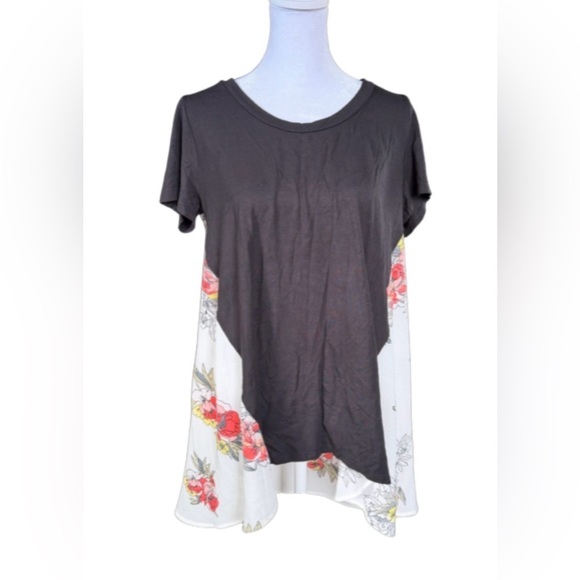 Mai Soli Tops - Mai Soli Floral High-Low Tunic Top
